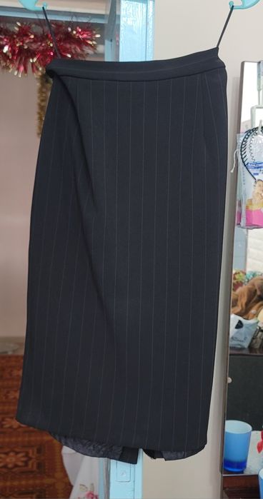 Пиджак женский, тройка (юбка , брюки, пиджак). Размер 46,