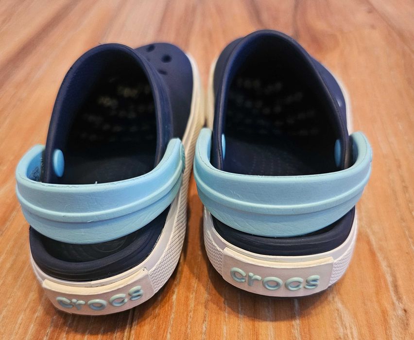 Отворени обувки, сандали crocs за момче, сини. Размер 24-25. Дължина на стелката 15 см.