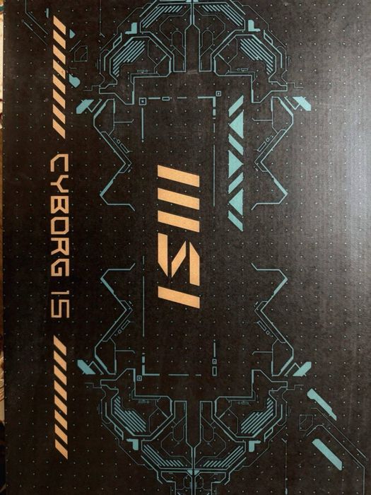 MSI Cyborg 15 A12VF — i7 / RTX 4060 торг уместен!!