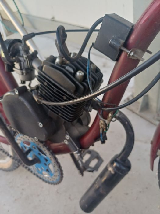 Bicicleta cu motor 80cc