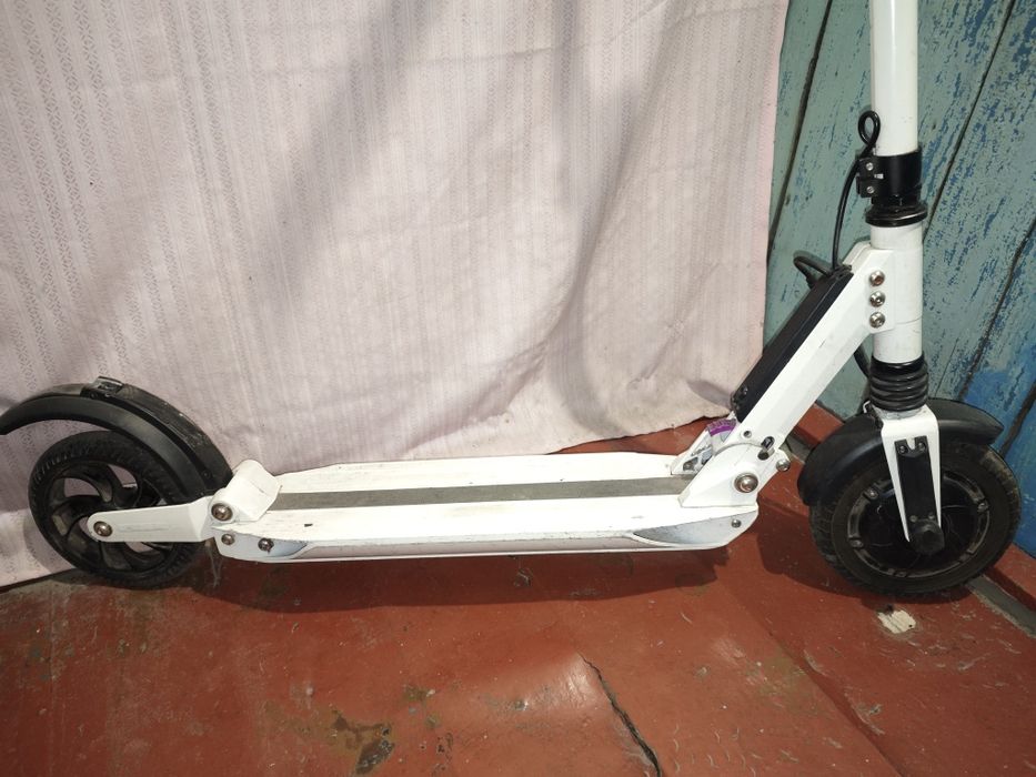 Электросамокат .