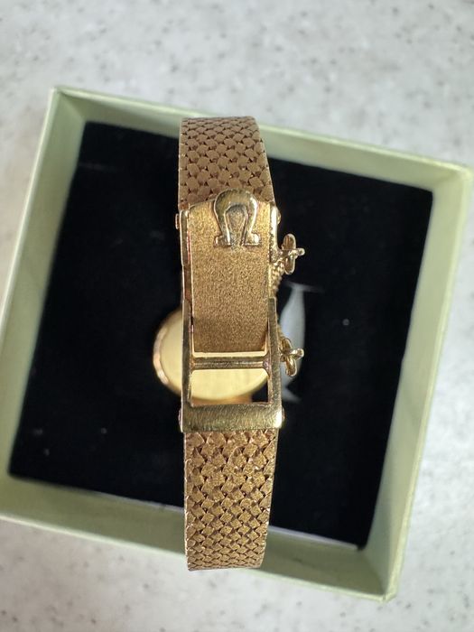 Часовник Omega De Ville 18 карата златен