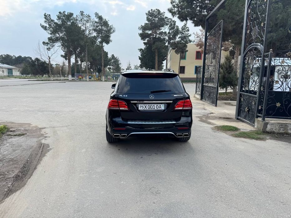 Mercedes ml350 sotiladi