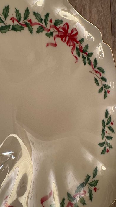 Lenox, 1980г– Голямо Коледно плато, златен печат.