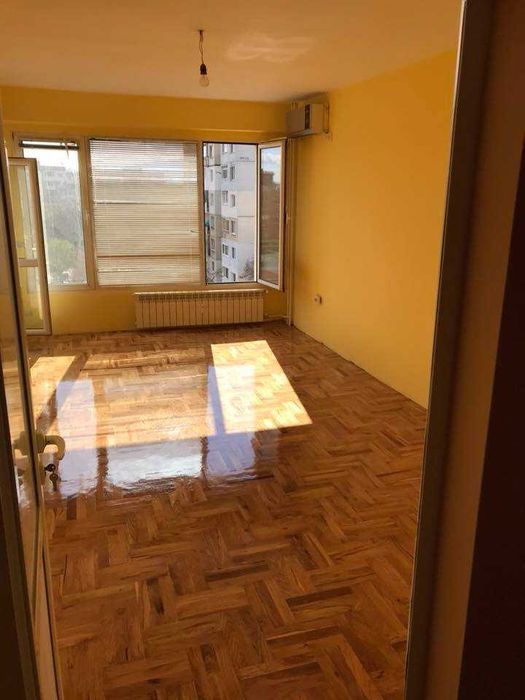 Вътрешни и външни ремонти - плочки, гипсокартон, замазки, шпакловка