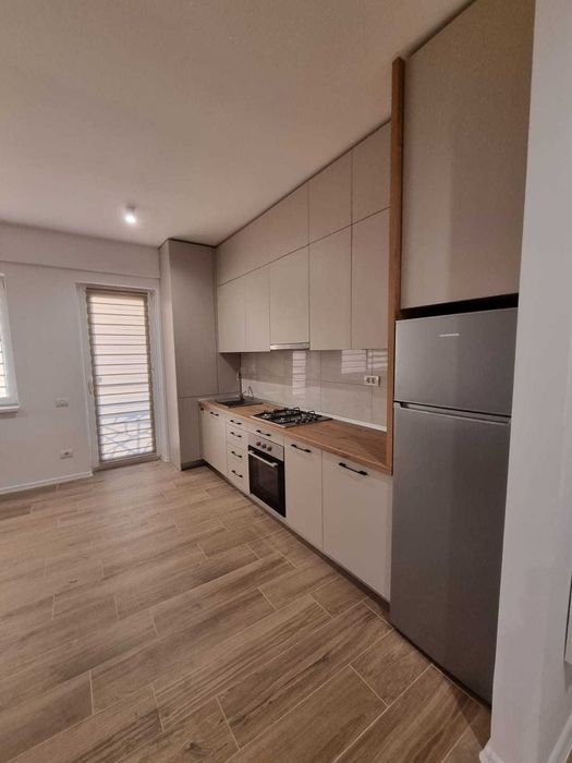 Proprietar Inchiriez Ap 2 camere