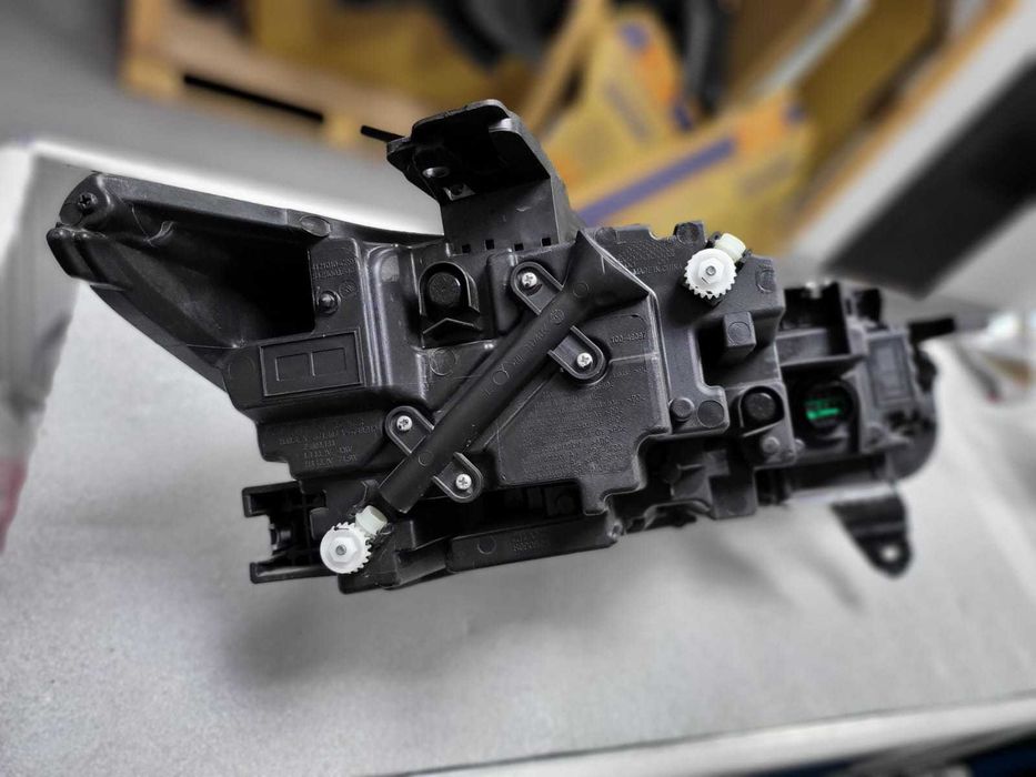 Фара левая Оригинал Changan UNI K