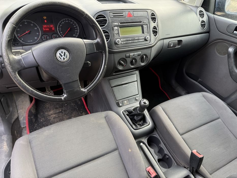 Фолксваген Голф плюс 1,6 102к на частиVW golf plus 1,6 102ks na chasti