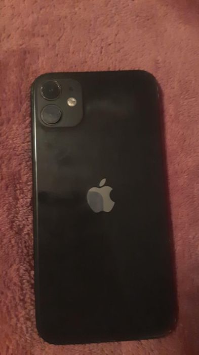 iPhone 11,в хорошем состоянии