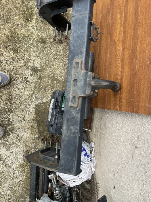 Теглич за бус Мерцедес