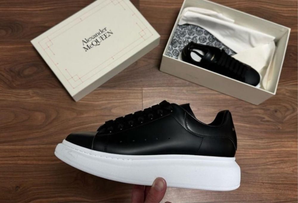 Adidasi Alexander Mcqueen full black piele negri