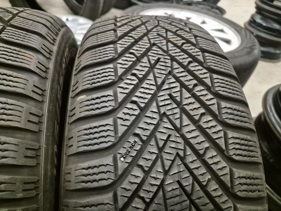 2 anvelope iarna Pirelli 205 55 16 stare foarte buna