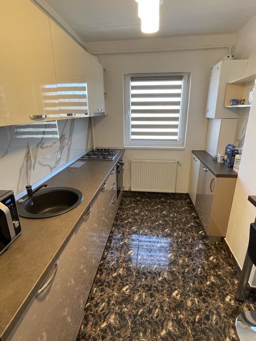 Inchiriez apartament 2 camere zona BMW VIVO Mall zona Verde