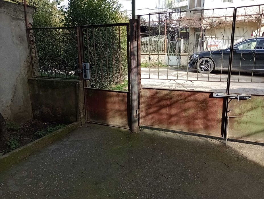 Дава се под наем Гараж / Паркомясто в Варна, Виница - 25 кв.м за 102 € - Снимка #4