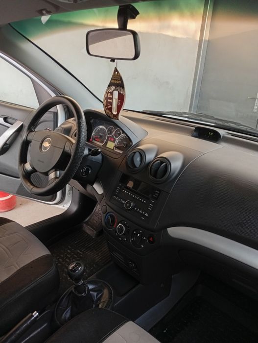 Продается Нексия 3/2 позиция. Своя. Накдга сотилади.