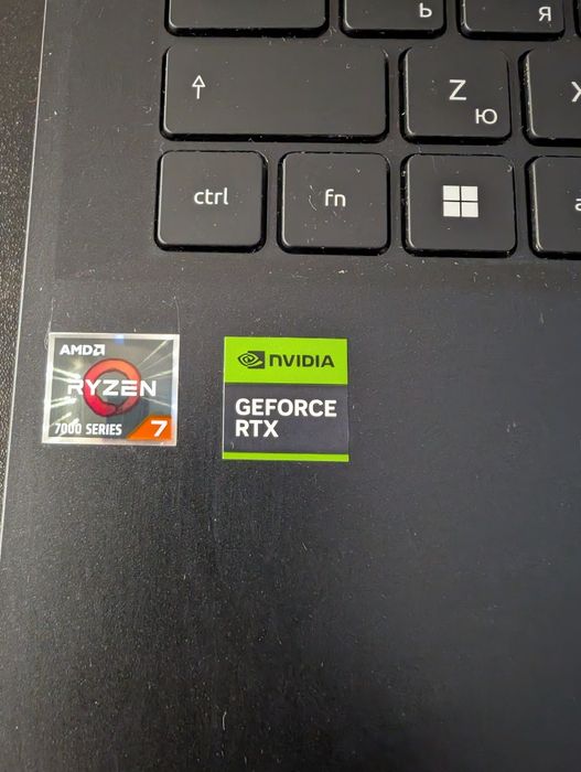 Acer ANV15-41-R8JX с процесор Ryzen 7 7735HS, 32GB RAM, 1TB SSD