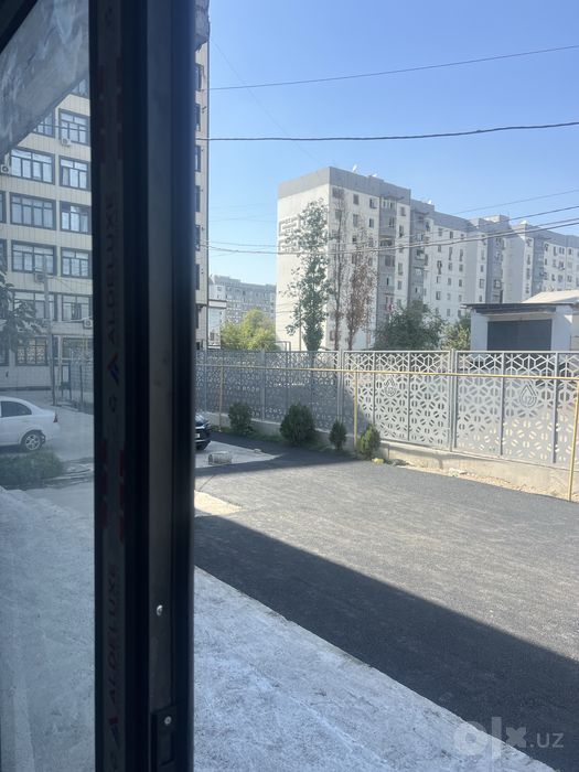 Sergeli  Quruvchi metro bekatidan 200 metr 800 kv noturar