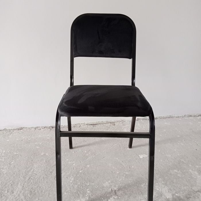 Стол стул xar xil turdagi