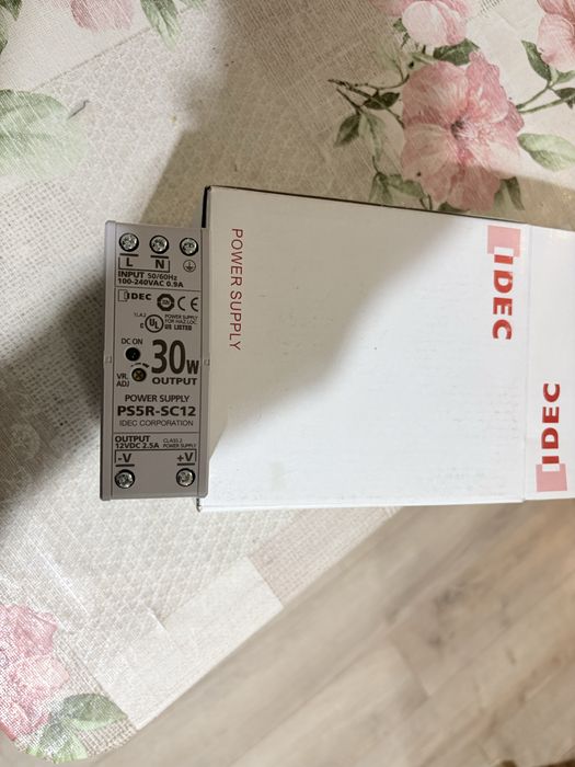 Sursă alimentare șină DIN IDEC PS5R-SC12 – 12V / 2.5A / 30W – Nouă în cutie