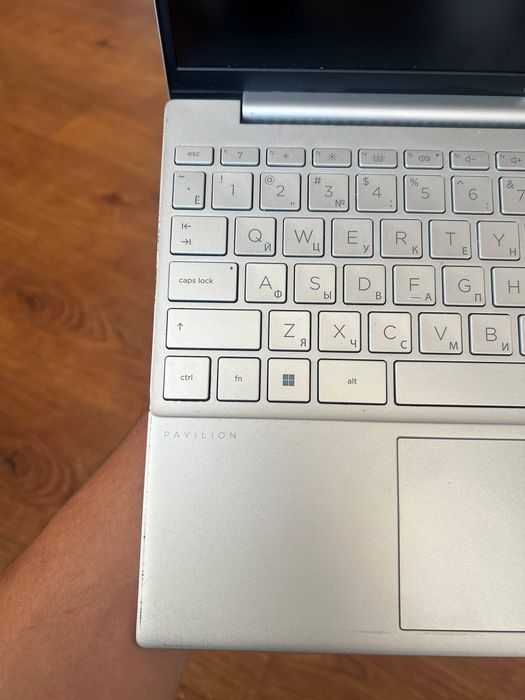 Hp pavilion aero 13