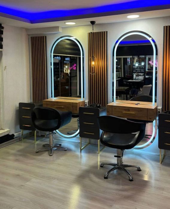 професионални Лед огледала и оборудване