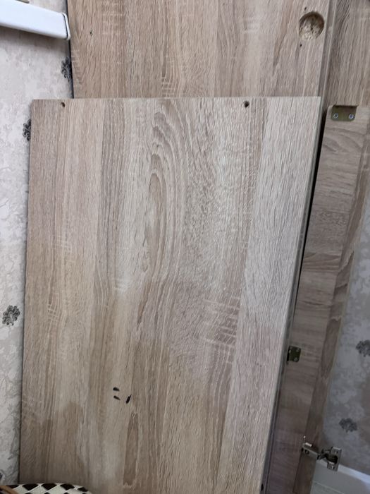 Продам шкаф с полками для вещей