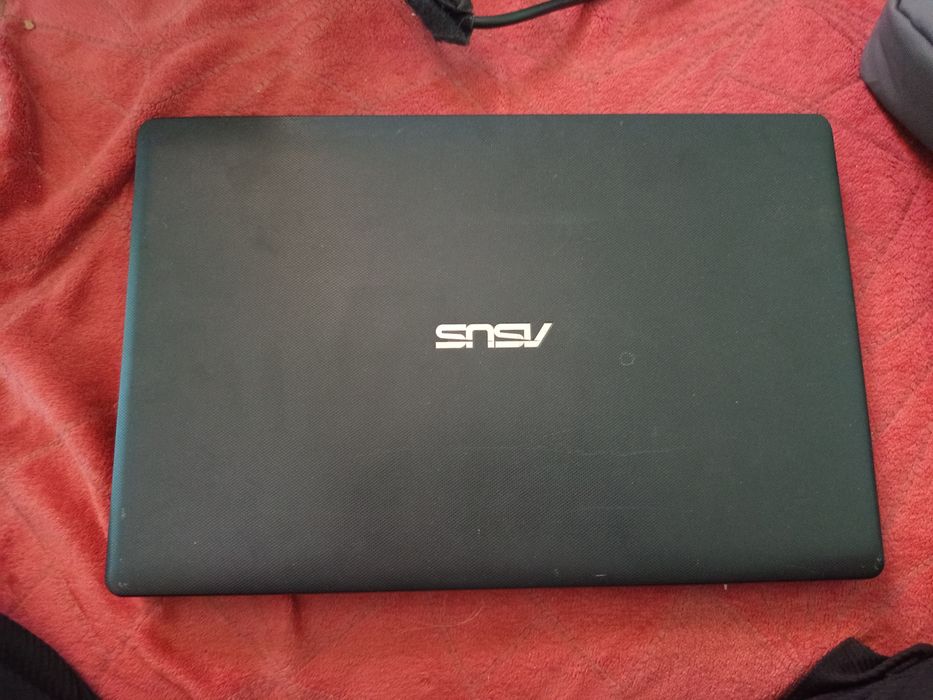 Продам ноутбук asus