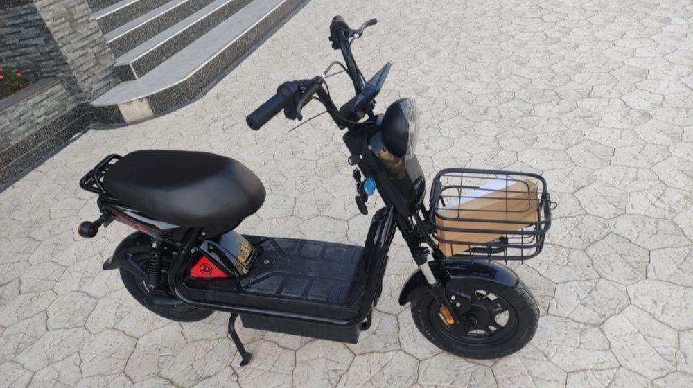 Largo motorsUzbekistan buylab dastafka bor  optom skuterlar