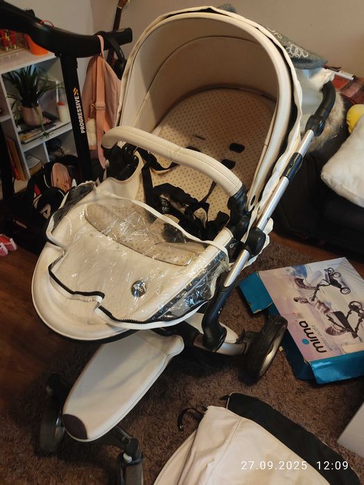 Бебешка количка Mima Xari