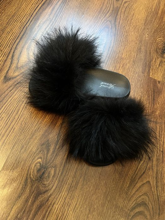 Дамски чехли с етествен косъм