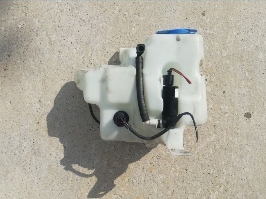 Vas lichid parbriz Skoda Octavia 1 golf 4 5.5l spalatoare faruri