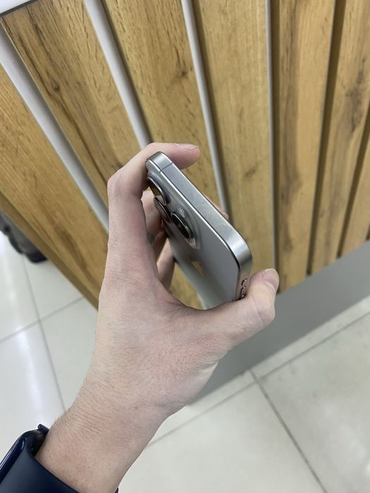 Срочно продаю iPhone 15 PRO 256/91%