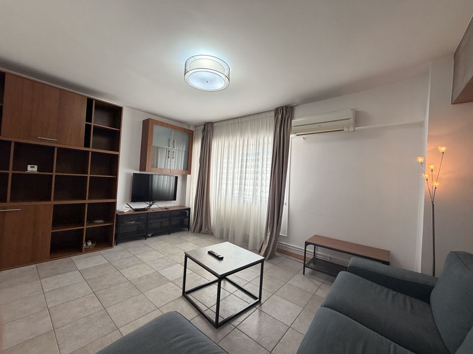 Apartament 2 camere decomandat Centru Hala Centrala Casa de pensii