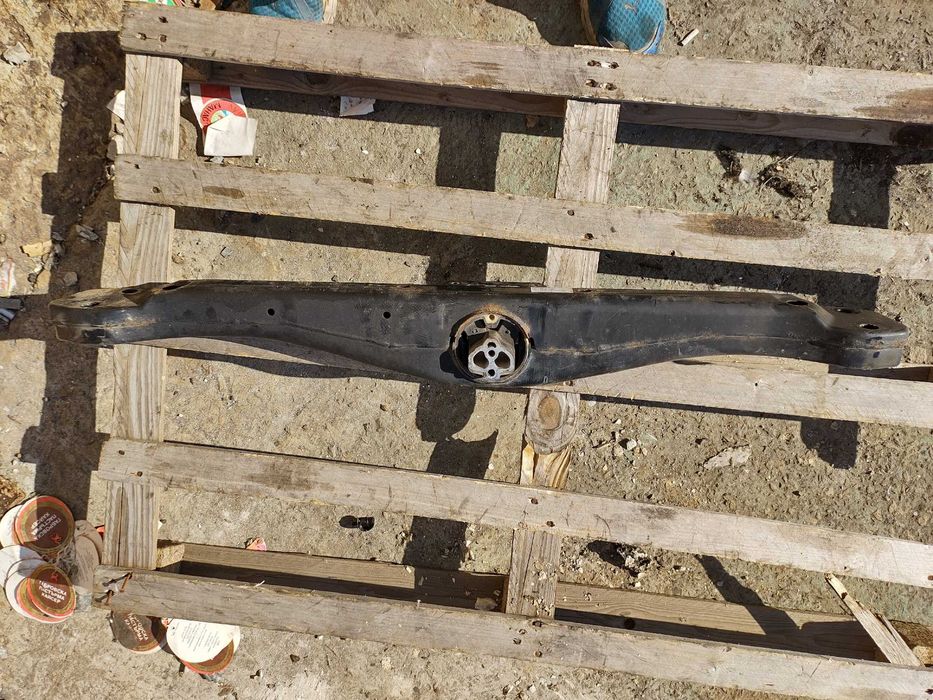 Монтажна Греда Автоматична Скоростна Кутия Porsche Cayenne 3.0D 92A