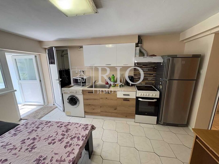 Продава се Двустаен апартамент в Пловдив, Тракия - 46 кв.м за 749 €/кв.м - Снимка #3