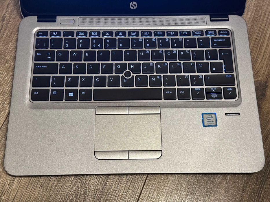 HP Elitebook 820 G4 i5-7200U/8RAM/256SSD/Intel UHD Graphics 620