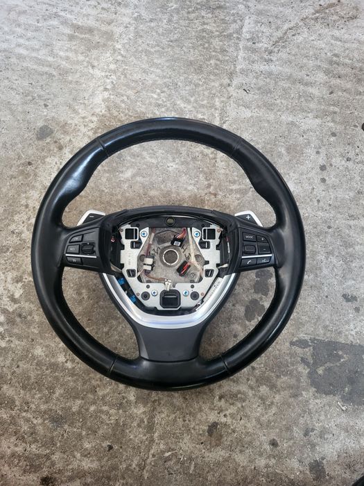 Волан с подгрев и скорости за BMW F10 F11 F12 F13 F06