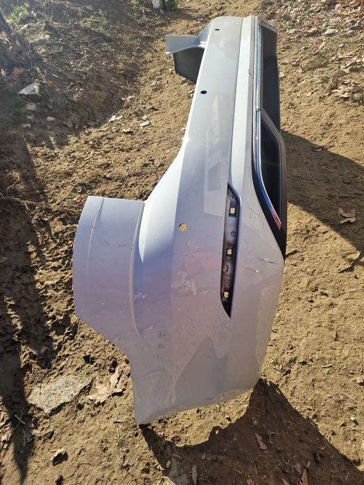 VW GOLF 7 kombi  facelift 2019 задна броня  3бр