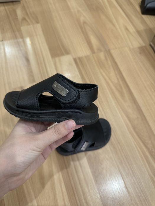 Продам сандали