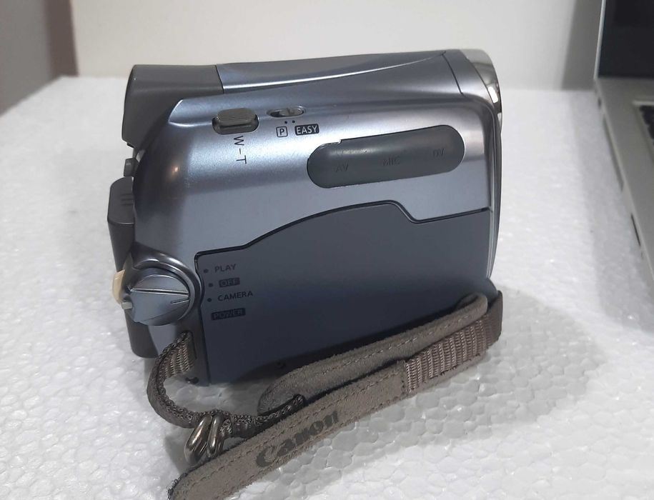 Vand  camera Video miniDV Canon MV900