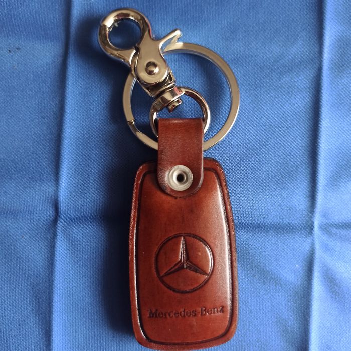 Брелок ручной работы для Мерседеса