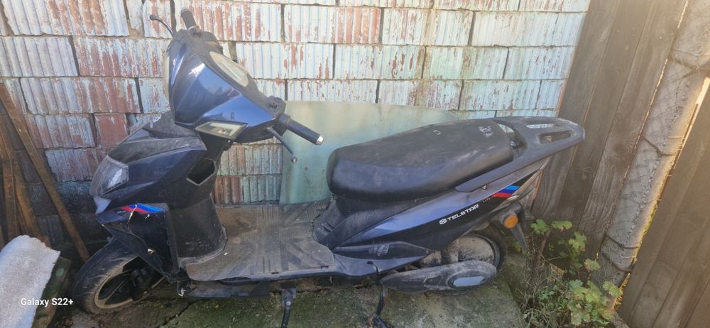 Scuter electric în stare de funcționare