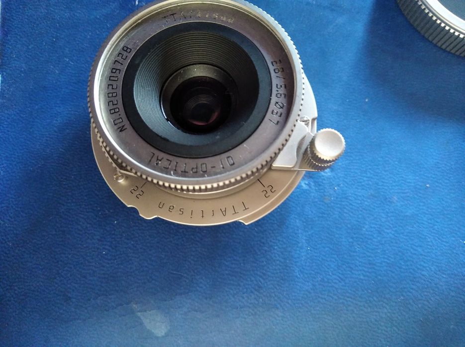 Широкоъгълен обектив за Leica