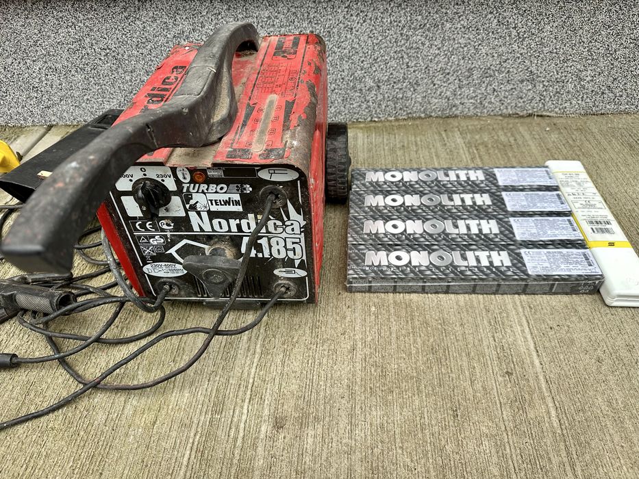 Aparat de masurat umiditatea/ Ap. Sudura/ Carut scari/ Tapina/Nivela