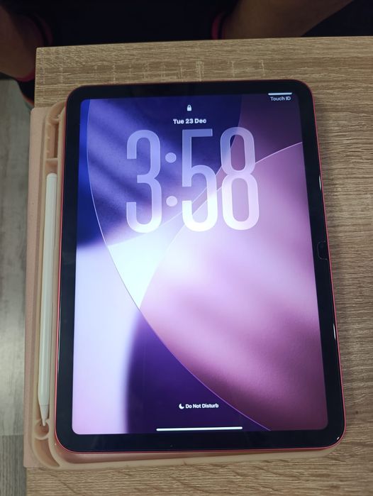 iPad 10 64 GB culoare roz