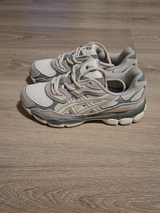 Asics Gel NYC marime 42