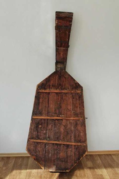 Дървен калъф за контрабас