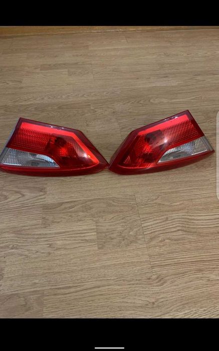 Задние фанари форд фокус