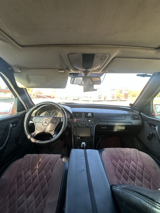 Mercedes c180 w202 95 год