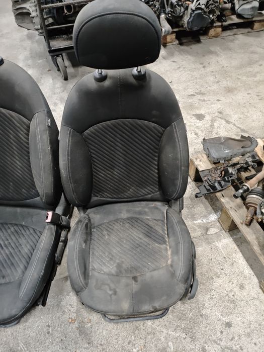 Салон/седалки за Mini Countryman